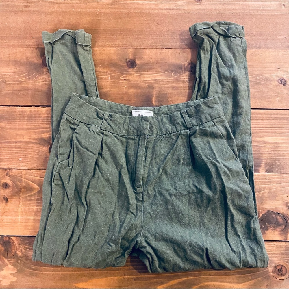 Have LA army green linen pants
